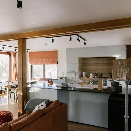 La Maison Des Champs *
